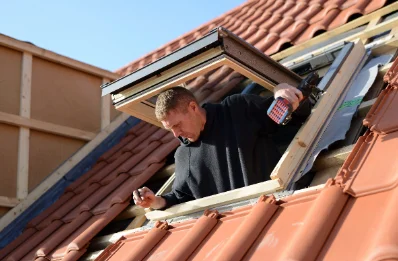 Pose de fenêtres de toit Velux à Baratier